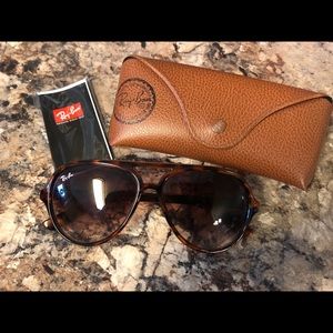 Ray-Ban Cats 5000 Classic sunglasses
